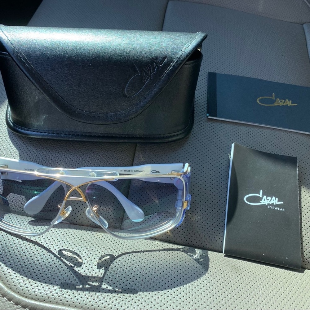 new/100% authentic with receipt & ALL original paperwork. not original lenses
